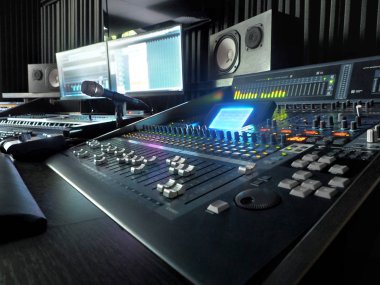 Ses stüdyo müzik kayıt cihazları ile kayıt