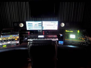 Ses stüdyo müzik kayıt cihazları ile kayıt