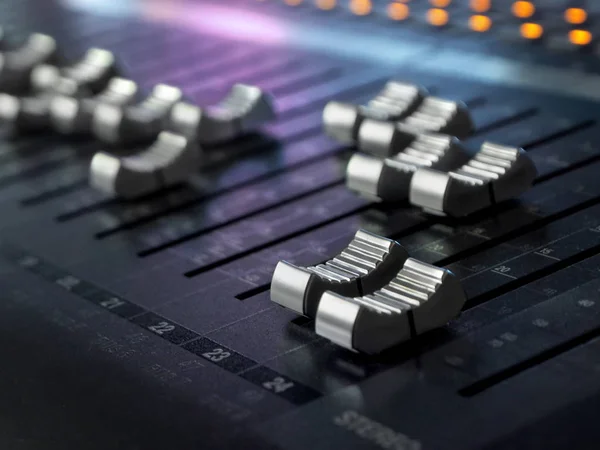 Ljud inspelning Studio blandande skrivbord närbild. Mixer Kontrollpanelen — Stockfoto