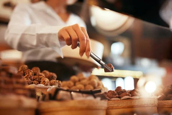 Choklad godis i Konfektyr Store närbild — Stockfoto