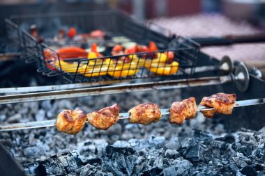 Et Izgarada, Yemek Pişirme Barbekü Kapanışı.