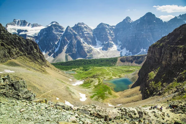 Mount Robson Com Berg Lake Canadá — Fotografia de Stock