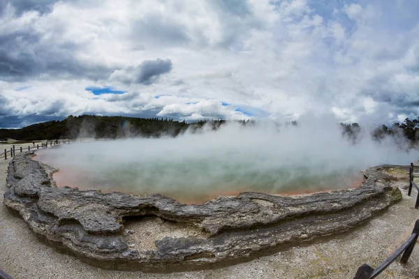 Bacia Geotérmica Yellowstone Com Água Quente Eua — Fotografia de Stock