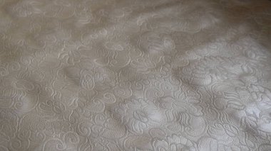 Güzel çiçek tasarımları ile parlak kumaş tasarım giyim için