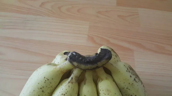 Close View Cultivated Ripe Banana Placed Plastic Changair Container Wooden — Stock Photo, Image