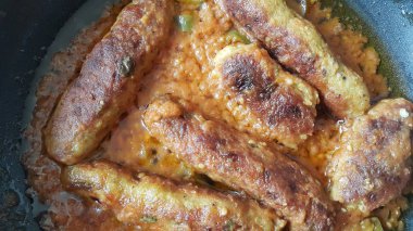 Lezzetli baharatlı kızarmış kebap, Barbekü için Asya tarifi