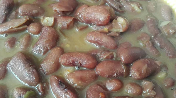 Nahaufnahme von gekochten roten Nierenbohnen Gericht. — Stockfoto