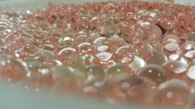 Parlak ışıltılı Orbeez seçici odak ile çekim görünümü