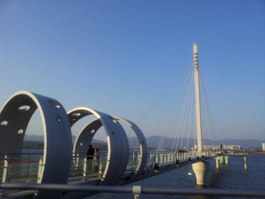 Chuncheon Soyang Gölü üzerinde Gökyüzü yürüyüş