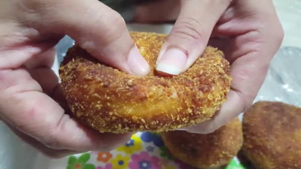 Closeup View Fried Pizza Bomb Pizza Balls Pizza Bombs Delicious — Stock Video