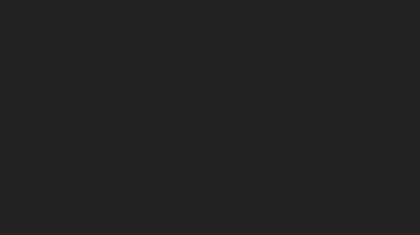 Siyah arka plan üzerinde dolaşan beyaz renk daireleri