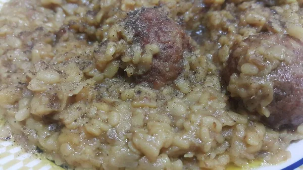 A close up  viw of Cooked white rice called Kichra — Stok Foto