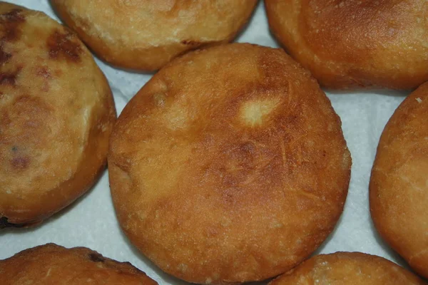 Vista Cerca Panecillos Caseros Sabrosos Pan Patata Bollo Colocado Sobre — Foto de Stock