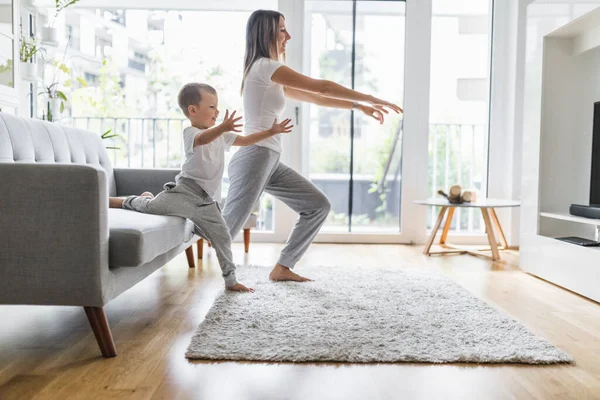 Mom Her Young Son Working Out Living Room — Stock Photo, Image