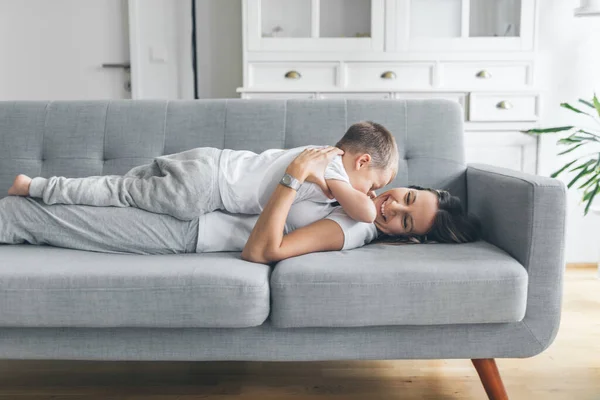 Mother Her Son Sofa Living Room — Stock Photo, Image