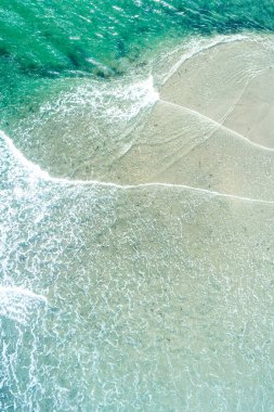 Saf ve temiz bir tropikal sahil şeridinin Saf ve temiz güzelliği Saflığın Özü