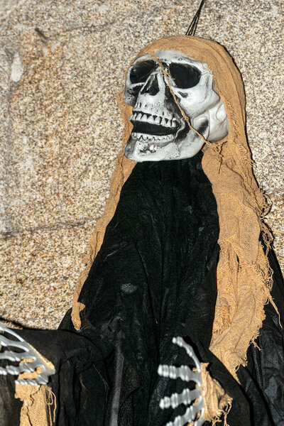 Ужасающее и мощное присутствие ангела смерти