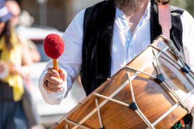 Ahşap ve ip dokusunun soyut ve güzel bir arka planı Doğal bir doku