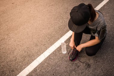Kadın sağlığı için kavram sağlık aşk jogging.