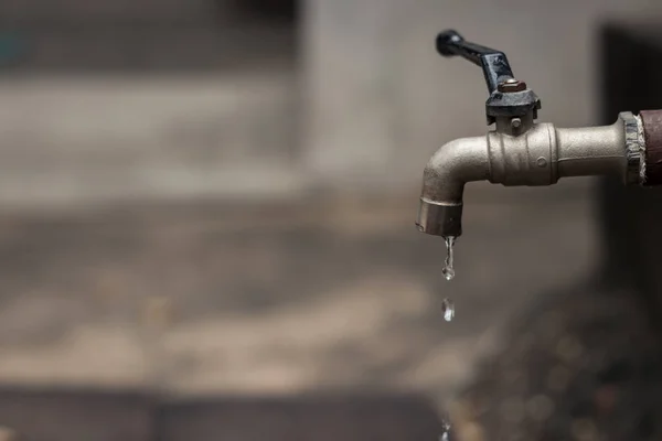 水滴,缺水概念 — 图库照片