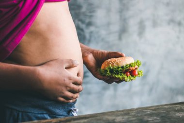 Erkekler hamburger yemeyi sever, ama yağdan korkarlar..