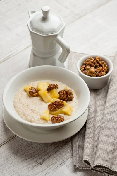 Close Photo Healthy Breakfast Oatmeal Sweet Pineapple Nuts White Plate — Free Stock Photo