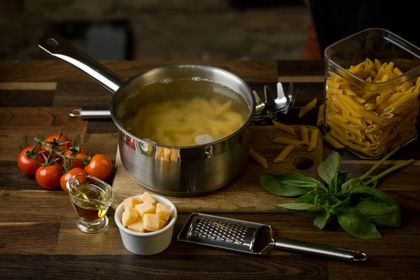 Pasta Cocida Una Cacerola Con Agua Ingredientes Cocina Con Una — Foto de Stock