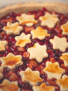 Meyve pasta doldurma görünümü Kapat yıldız ile dekore edilmiştir. 