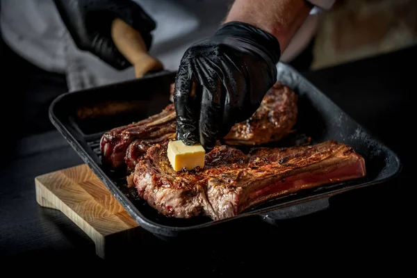 Chef Preparing Fresh Pork Slices Spices Grill Pan — Stock Photo, Image