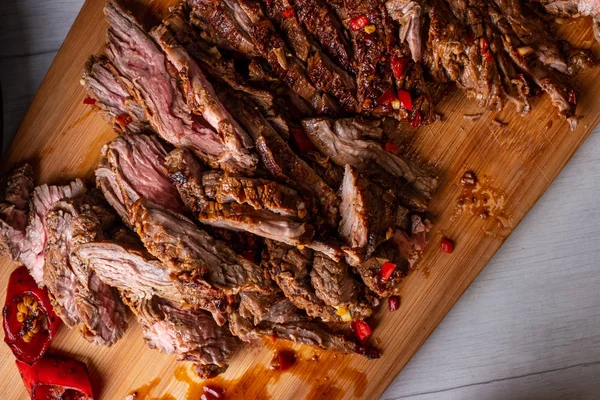 Close View Chopped Spicy Beef Tacos Wooden Chopping Board — Free Stock Photo