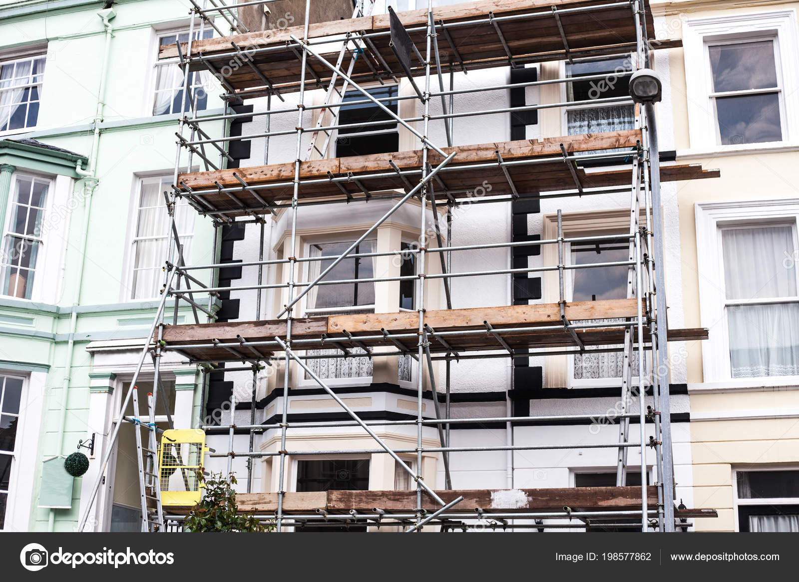 depositphotos_198577862-stock-photo-look