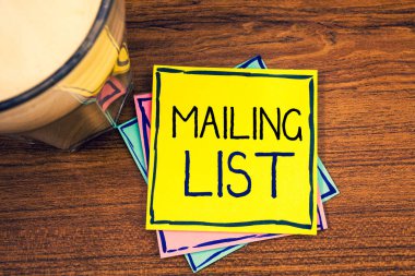 E-posta listesi gösterilen metin işareti. Kavramsal fotoğraf adları ve adresleri bir şey göndermek için gidiyorsun