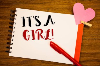 textss bu olan bir kız motivasyonel Call yazma kelimeler. Kadın bebek cinsiyet için iş kavramı ortaya kutlama