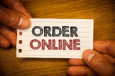 Sipariş Online gösterilen metin işareti. Kavramsal fotoğraf satın alma bir şey Internet üzerinde E-ticaret kablosuz alışveriş