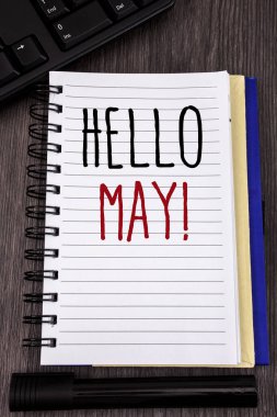 Kavramsal el Merhaba olabilir motivasyonel ara gösterilen yazma. Yeni ay Nisan başlayan vitrine iş fotoğraf bahar üzerinde.