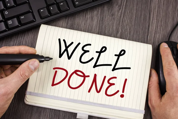 Metinler bitmiş motivasyonel ara yazma kelimeler. İyi iş büyük sonuçları olumlu değerlendirme için iş kavramı