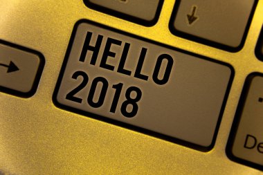 Kavramsal el Merhaba 2018 gösterilen yazma. Başlangıç bir yeni yıl 2017 nowyellow üzerinde klavye kahverengi niyeti motivasyonel ileti anahtar oluştur metinler bilgisayarda vitrine iş fotoğraf