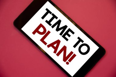 Zaman planı motivasyonel arama için gösterilen Not yazma. Fikir geliştirme an strateji düşünme vitrine iş fotoğraf