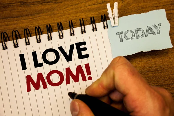 Señal Texto Que Muestra Love Mom Motivational Call Foto Conceptual — Foto de Stock