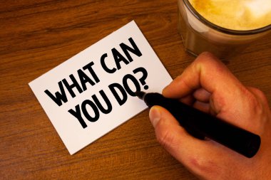 Kavramsal el ne olabilir size sorum gösterilen yazma. İş fotoğraf metin tefekkür metin değer hizmet belirlenmesi amacı beyaz kağıt el Siyah kalemi kahve cam mektup