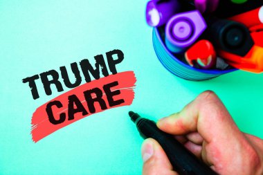 Word metin yazma Trump umurumda. İş kavramı için değiştirme için uygun bakım yasası Amerika Birleşik Devletleri için pen Marker çeşitli renk açık yeşil renkli güzel anılar düşünceleri ifade eder