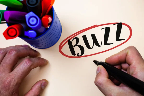 Conceptuele Hand Schrijven Tonen Buzz Zakelijke Foto Tekst Hum Geruis — Stockfoto