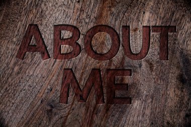 Vahşi sert eski antika mesajlar hakkında bana iş fotoğraf vitrine kişilik davranış tutum karakter bireysel ahlak şekilde ahşap arka plan vintage ahşap tahtası gösterilen Not yazma