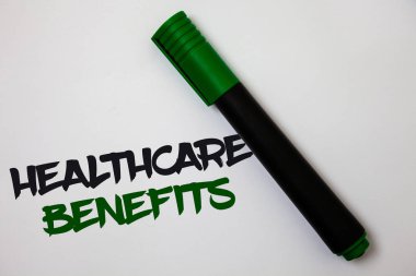 Kavramsal el sağlık yararları gösterilen yazma. İş fotoğraf metin sağlık giderleri kapsar sigortadır beyaz arka plan marker kalem güzel düşünceler mesaj fikir anılar