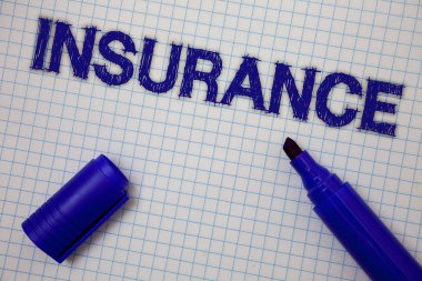 El yazısı metin sigorta. Finansal koruma veya kayıp kare defter sayfası fikirleri karşı geri ödeme için iletileri mavi açık işaret kılavuz arka plan ilke anlam kavramı