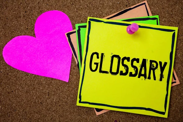 Word metin yazma sözlük. Terimlerin anlamları kelime açıklamaları Cork arka plan kağıt fikirler mesajlar pembe kalp aşk güzel ilham ile alfabetik liste için iş kavramı