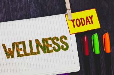 Sağlık yazma el yazısı metin. Zihinsel fiziksel rahatlama kağıtları marker kalem güzel sanat günlük yaratıcı tamamlamak sağlıklı seçimler yapmak anlam kavramı ahşap renk siyah gölge çalışması