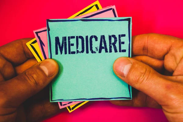 Writing Note Showing Medicare Business Photo Showcasing Federal Health Insurance — Stock Photo, Image