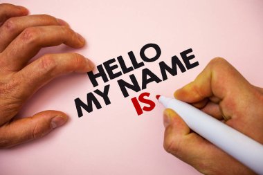 Merhaba benim adı şu ki iş gösterilen Not yazma fotoğraf vitrine kendinizi tanıtmak için birisi yeni sunu Marker kalem kağıt fikirler mesajlar hatırlıyorum toplantı bilgi önemli pembe