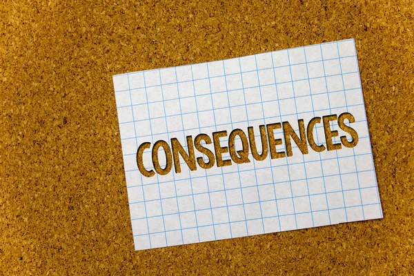 Metin işaret gösteren sonuçları. Yapılacaklar listesi kavramsal fotoğraf sonuç sonuç çıktı netice zorluk yaklaşım sonuç Cork arka plan defter kağıt fikirler mesajlar düşünceleri hatırlıyorum